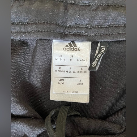 ADIDAS track pants - Picture 4 of 4